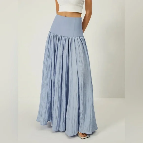 COMMENSE Solid High-Waisted Ruffle Pleated Maxi Skirt - Picture 4 of 11